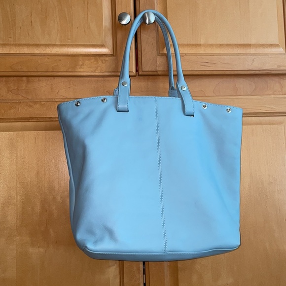 Levenger periwinkle blue leather tote with shoulder straps - Picture 9 of 10